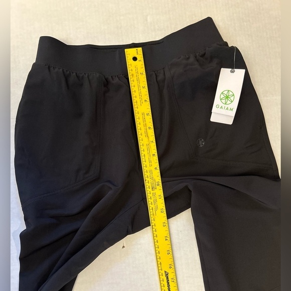 Gaiam Go The Distance women’s woven black jogger w/front pockets NWT Sz-S. A12 - Picture 13 of 13